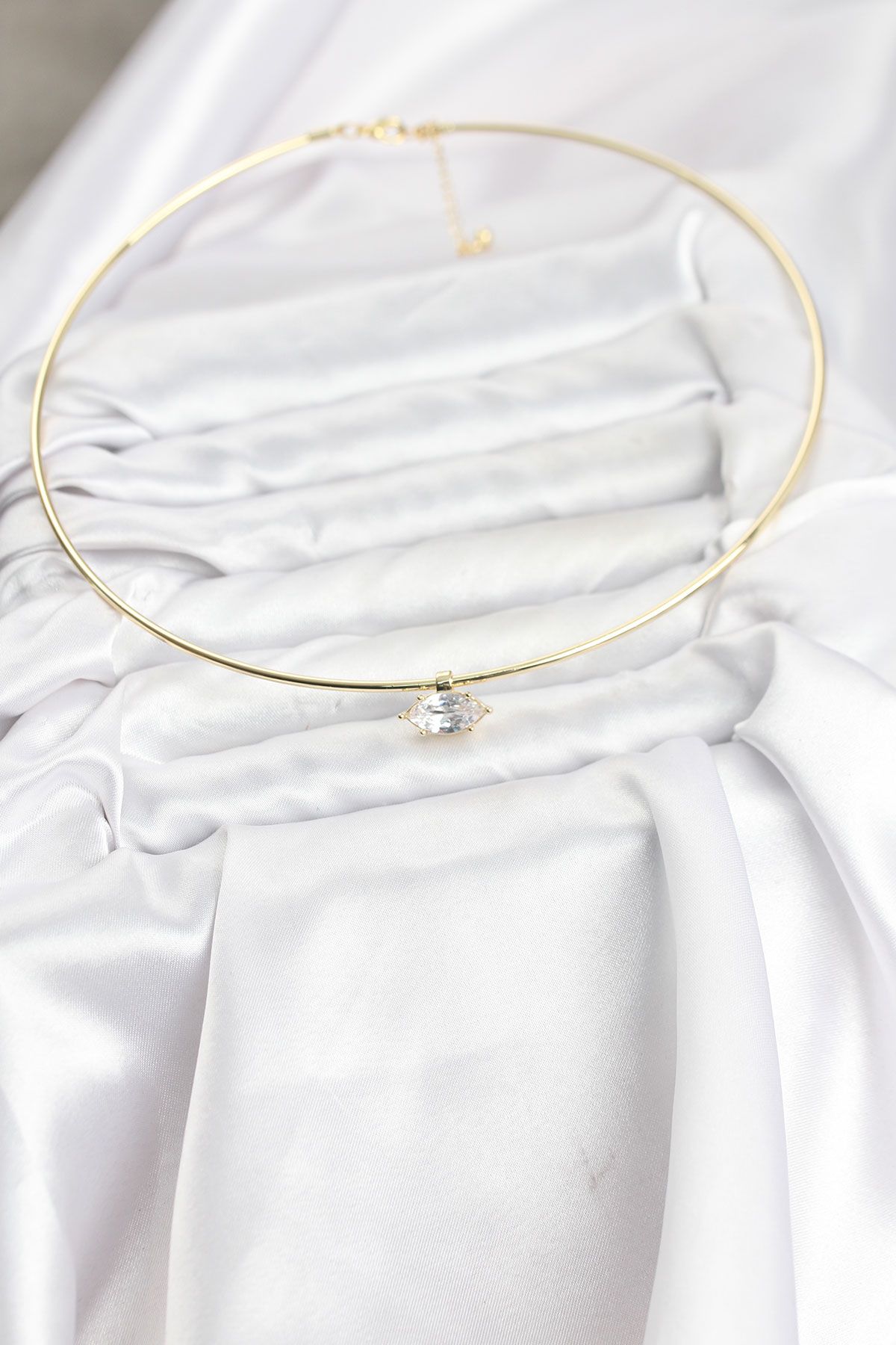 Pirinç Gold Renk Choker Model Zirkon Taşlı Kadın Kolye - TJ-BKO10817