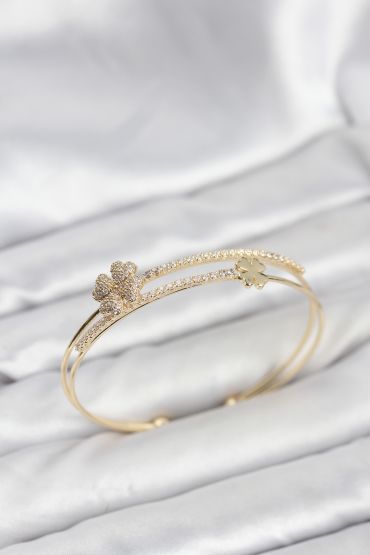 Pirinç Gold Renk Yonca Model Kadın Bileklik - TJ-BB8265