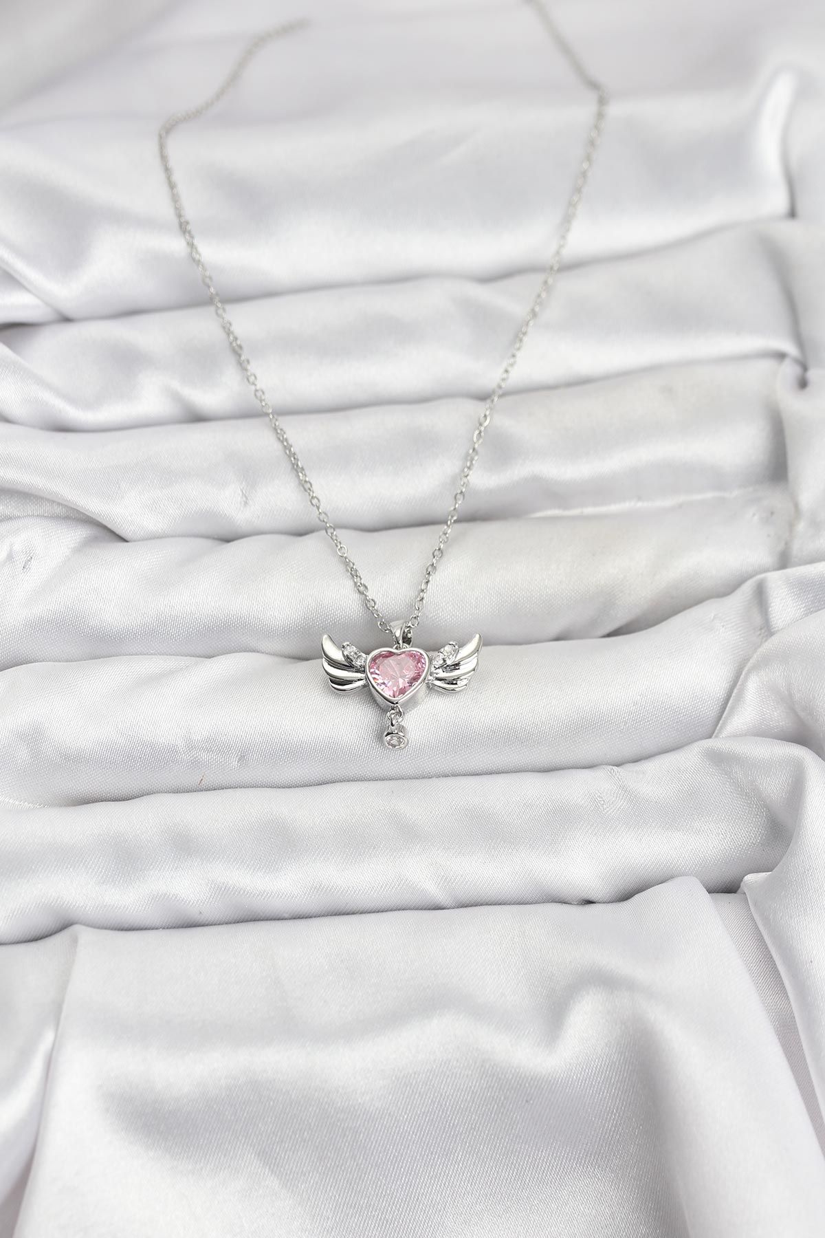 316L Çelik Zincir Gümüş Renk Kanatlı Kalp Model Zirkon Taşlı Kadın Kolye - TJ-BKO10836