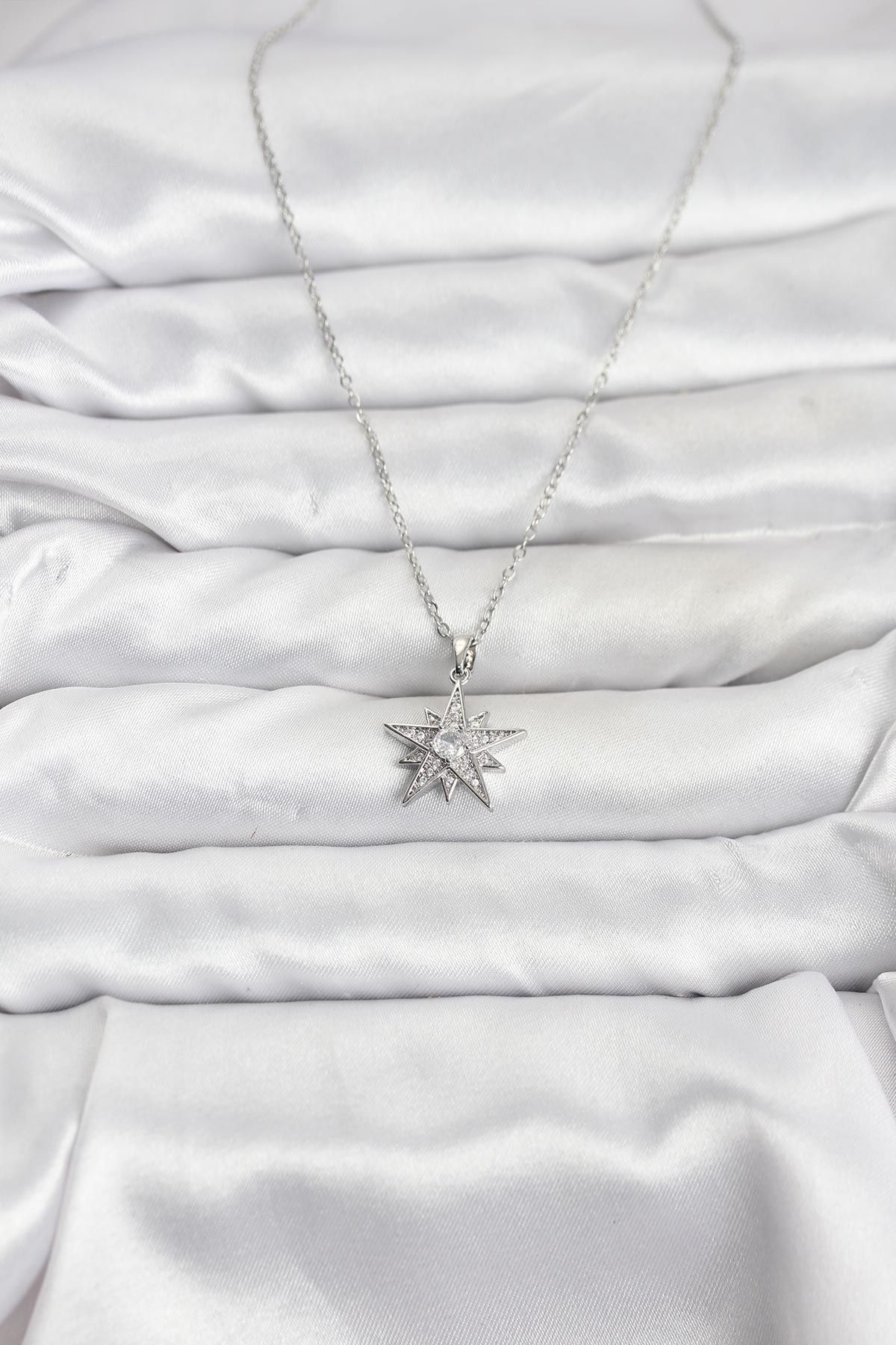 316L Çelik Zincir Gümüş Renk Yıldız Model Zirkon Taşlı Kadın Kolye - TJ-BKO10845