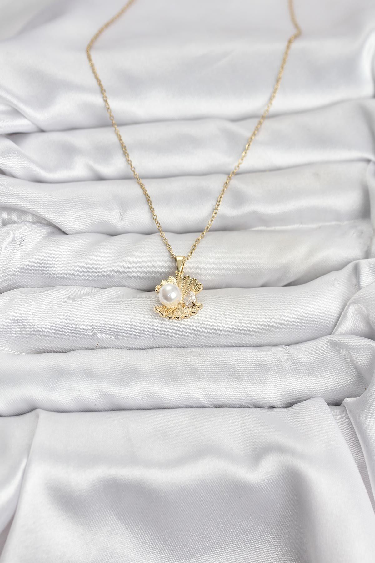 316L Çelik Zincir Gold Renk İstiridye İnci Model Zirkon Taşlı Kadın Kolye - TJ-BKO10850