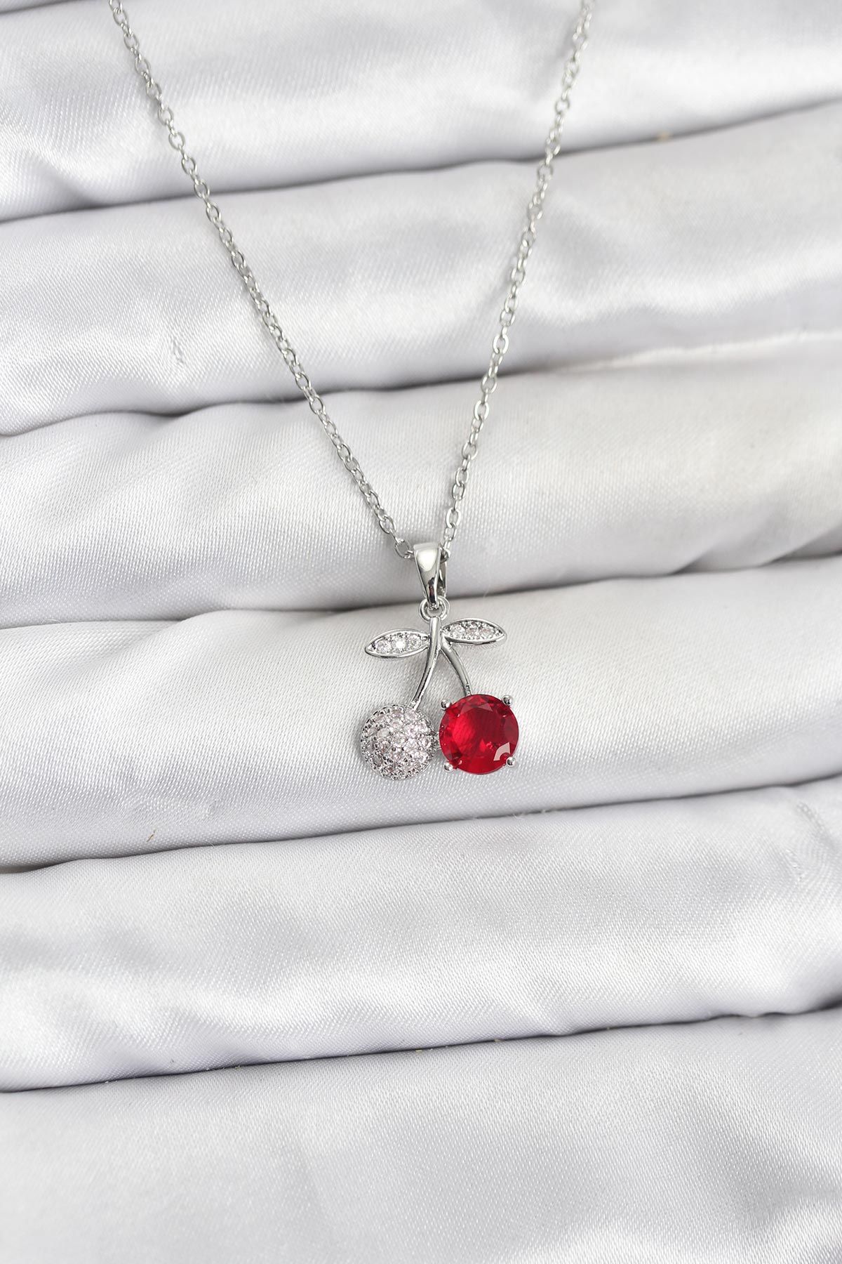 316L Çelik Zincir Gümüş Renk Kiraz Model Zirkon Taşlı Kadın Kolye - TJ-BKO10855