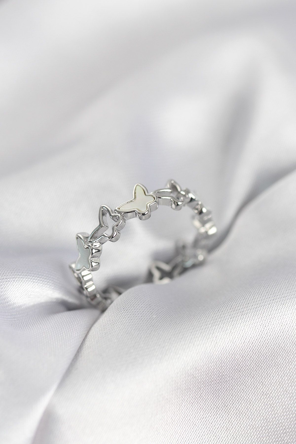 Gümüş Renk Kelebek Model Pirinç Kadın Yüzük - TJ-BYK4037