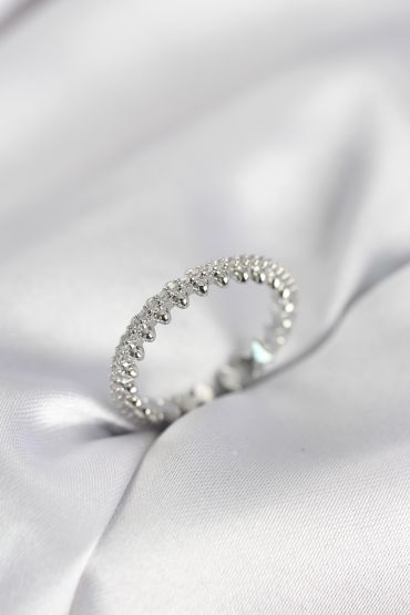 Gümüş Renk Sıralı Zirkon Taşlı Model Kadın Yüzük - TJ-BYK4059