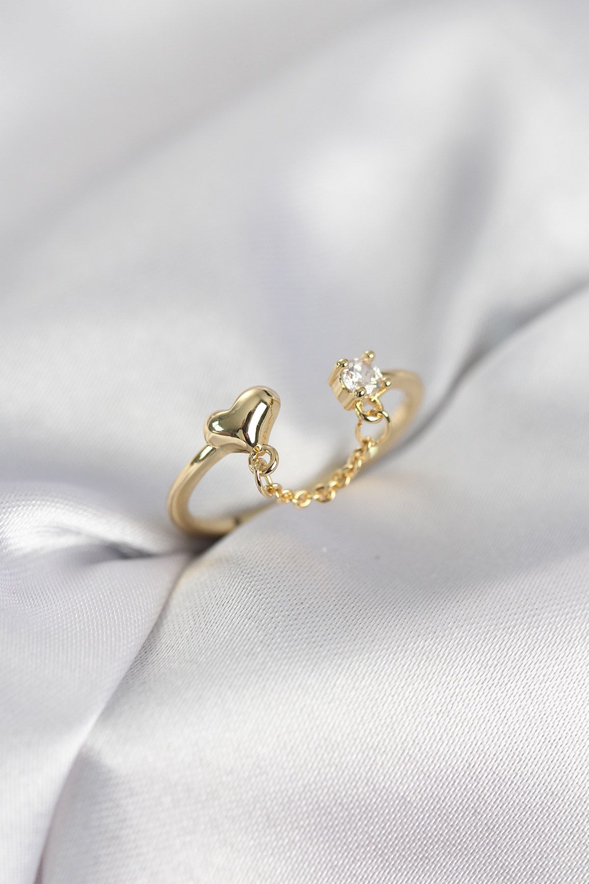 Zincir Sallantılı Kalp Model Gold Renk Kadın Yüzük - TJ-BYK4143