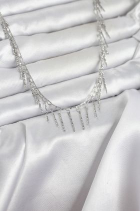 Pirinç Gümüş Renk Saçaklı Model Kadın Kolye - TJ-BKO11007