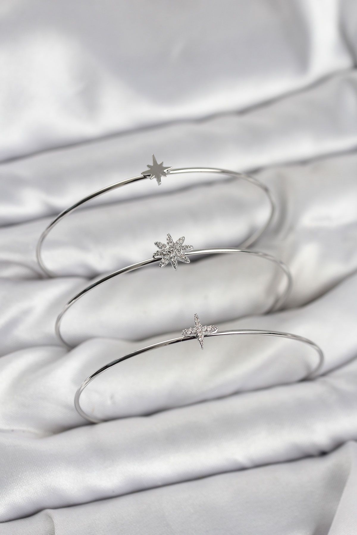 Zirkon Taşlı Kutup Yıldızı Model Gümüş Renk 3'lü Kadın Bileklik Kombini - TJ-BB8358