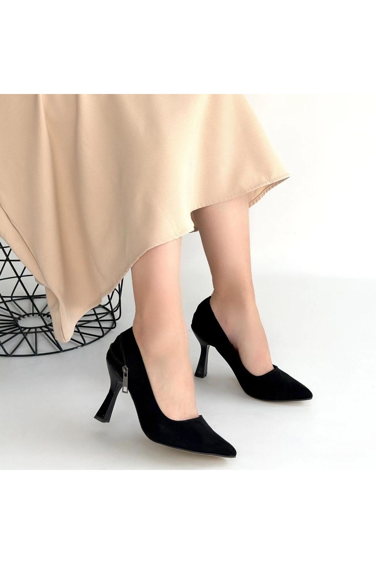 Retta Siyah Süet Topuklu Ayakkabı