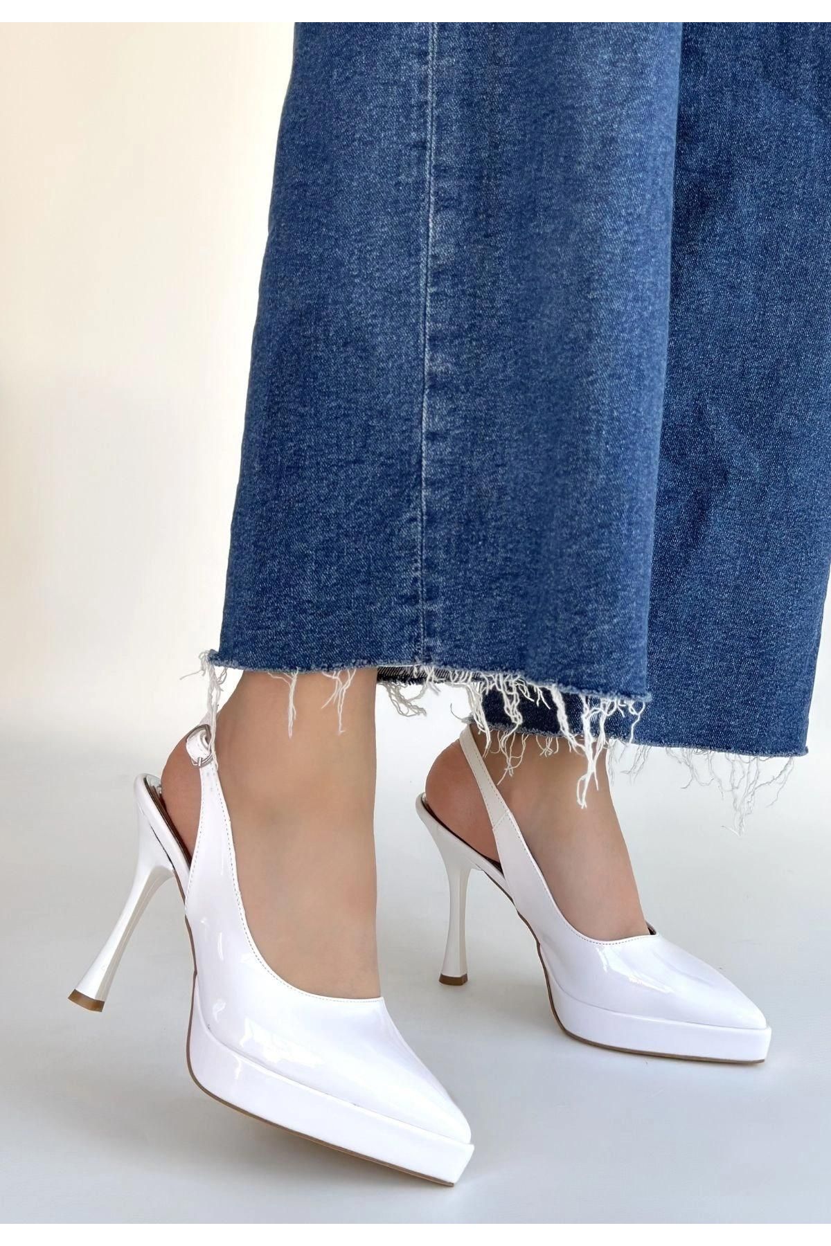 Arim Beyaz Rugan Platform Topuk Ayakkabı