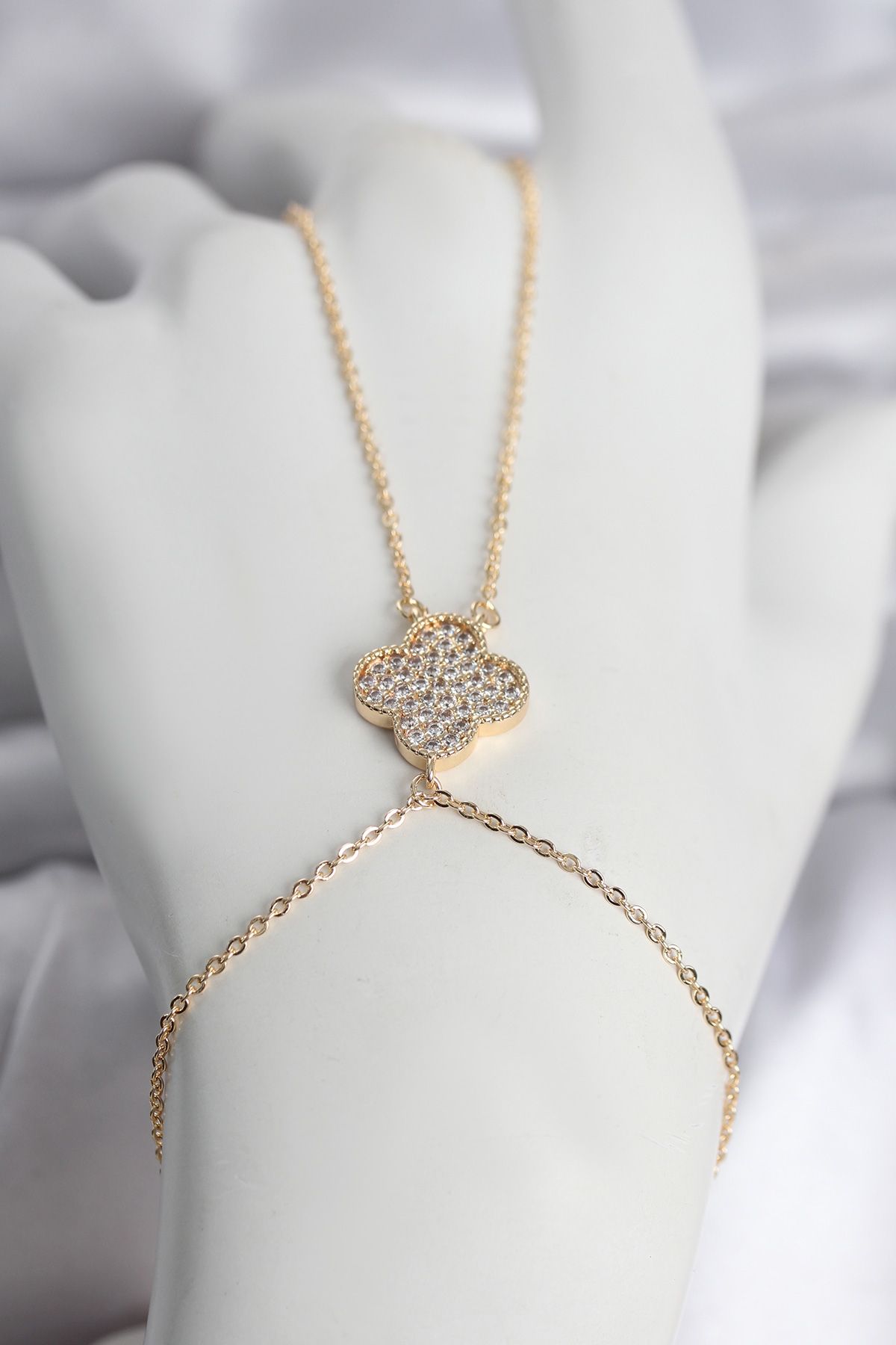 Pirinç Gold Renk Yonca Model Kadın Şahmeran - TJ-SN749