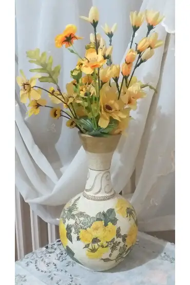 Çiçekli vazo - Özel Tasarım Ürünler - Cosmedrome